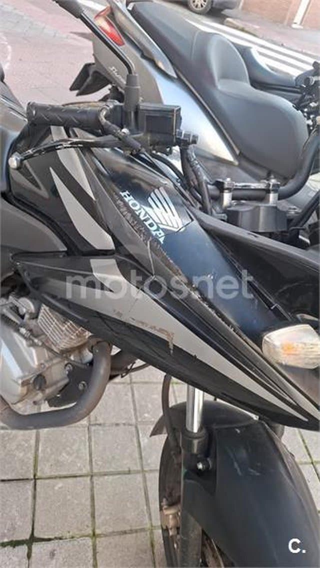 Honda CB 125 – Vista 5