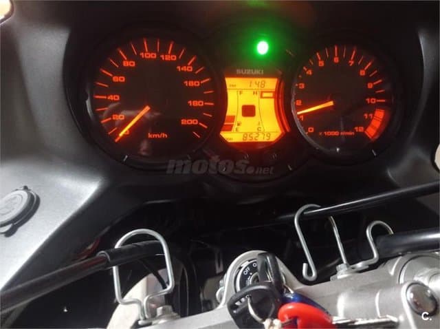 Suzuki V-Strom 650 – Vista 6