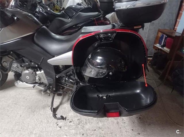 Suzuki V-Strom 650 – Vista 10