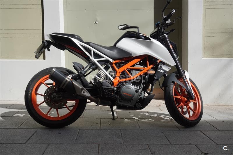 KTM 390 – Vista 9