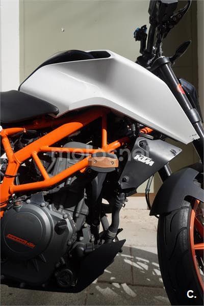 KTM 390 – Vista 10