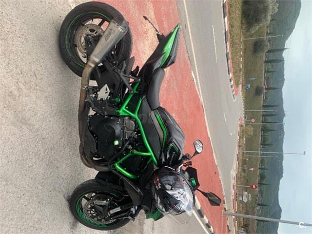 Kawasaki Z H2 13.500 € 2020 Valencia - 4