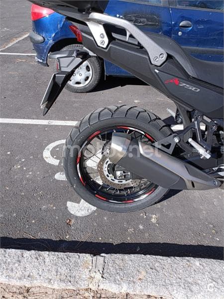 Honda XL 750 Transalp – Vista 5