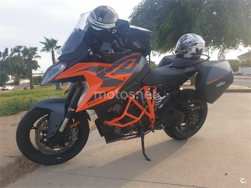 KTM 1290 Super Duke GT – Vista 1