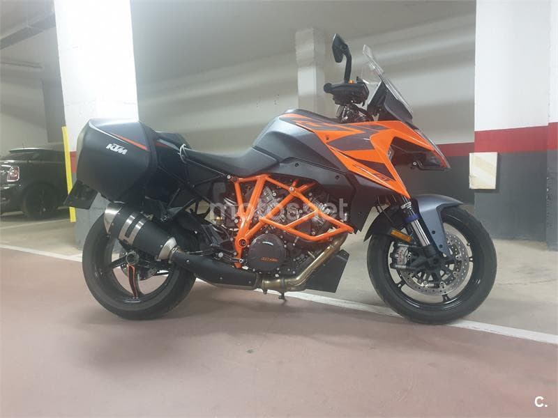 KTM 1290 Super Duke GT – Vista 5