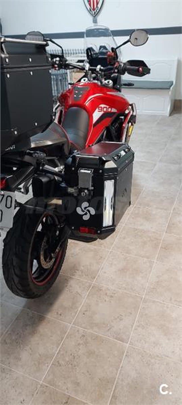 Triumph Tiger 900 – Vista 8