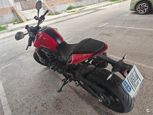 Ducati Monster – Vista 6