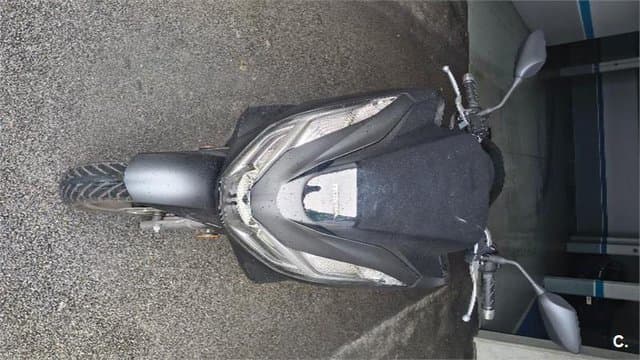 Honda PCX 125 – Vista 2