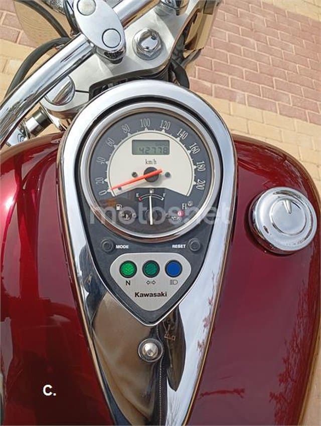 Kawasaki VN 900 CLASSIC – Vista 5