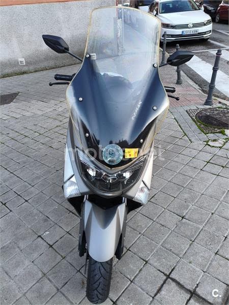 Yamaha NMAX – Vista 4