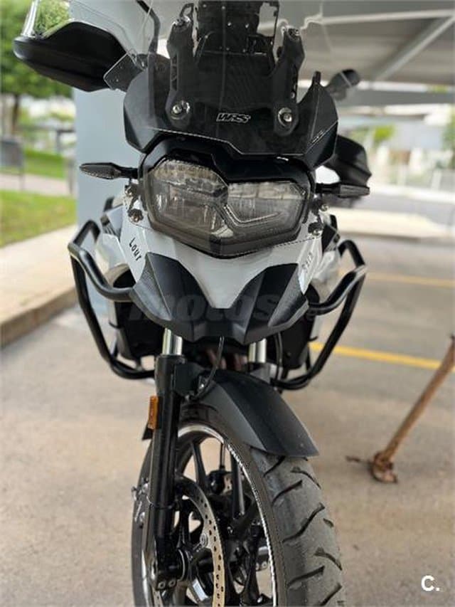 BMW F 750 – Vista 4