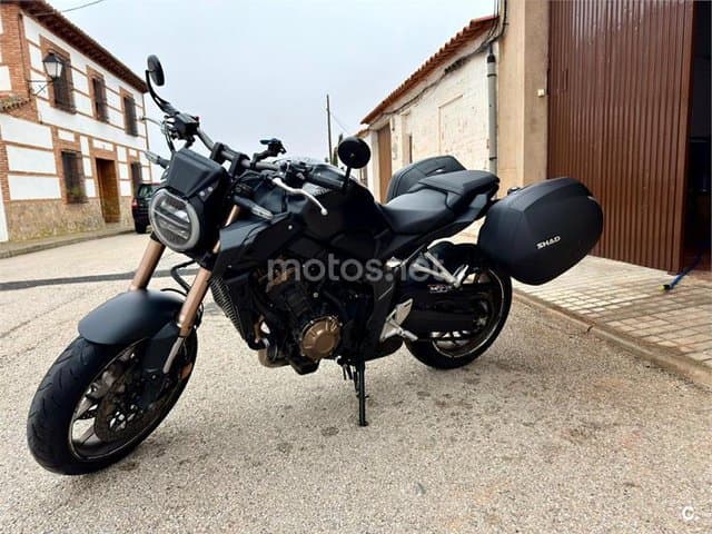 Honda CB 650 R – Vista 2