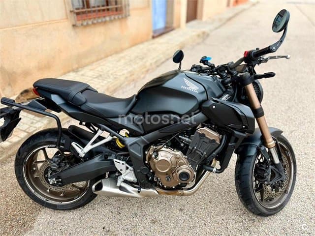 Honda CB 650 R – Vista 14