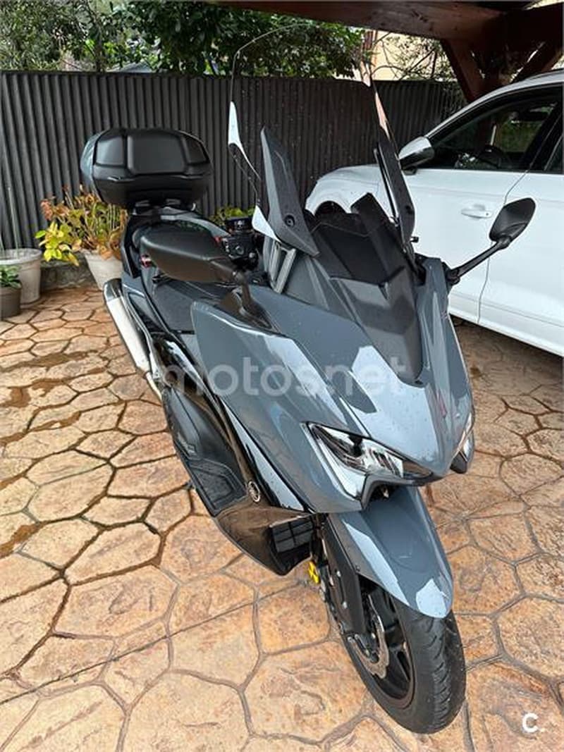 Yamaha TMAX 560 ABS – Vista 1