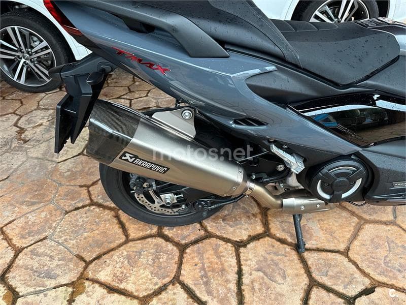Yamaha TMAX 560 ABS – Vista 2