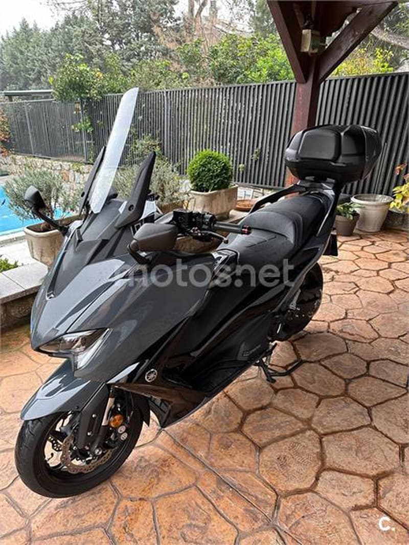 Yamaha TMAX 560 ABS – Vista 3