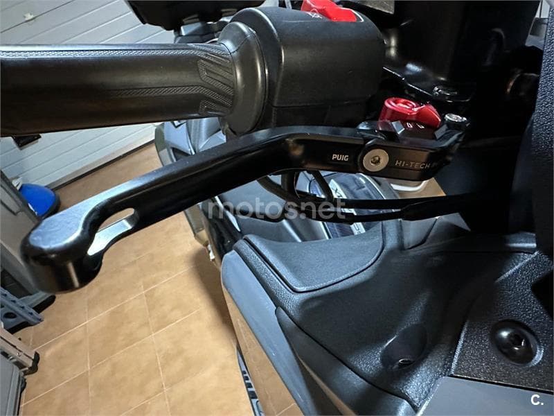 Yamaha TMAX 560 ABS – Vista 8