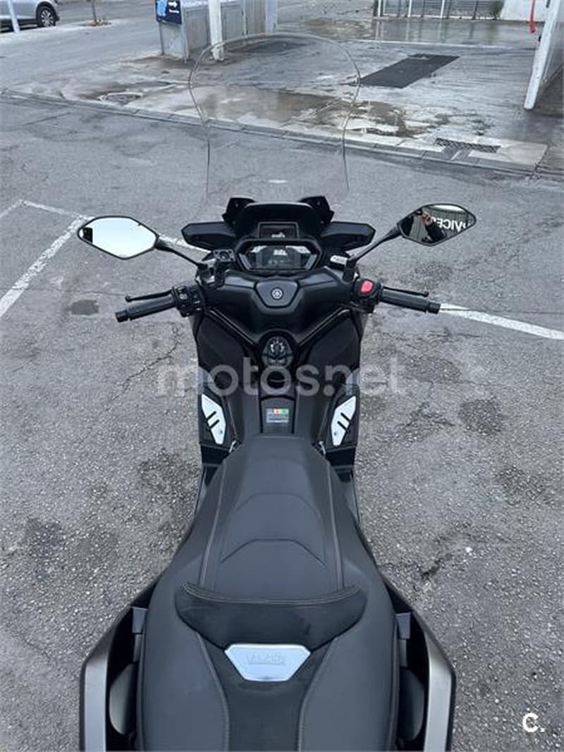 Yamaha XMAX 300 – Vista 3