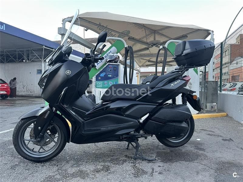 Yamaha XMAX 300 – Vista 8