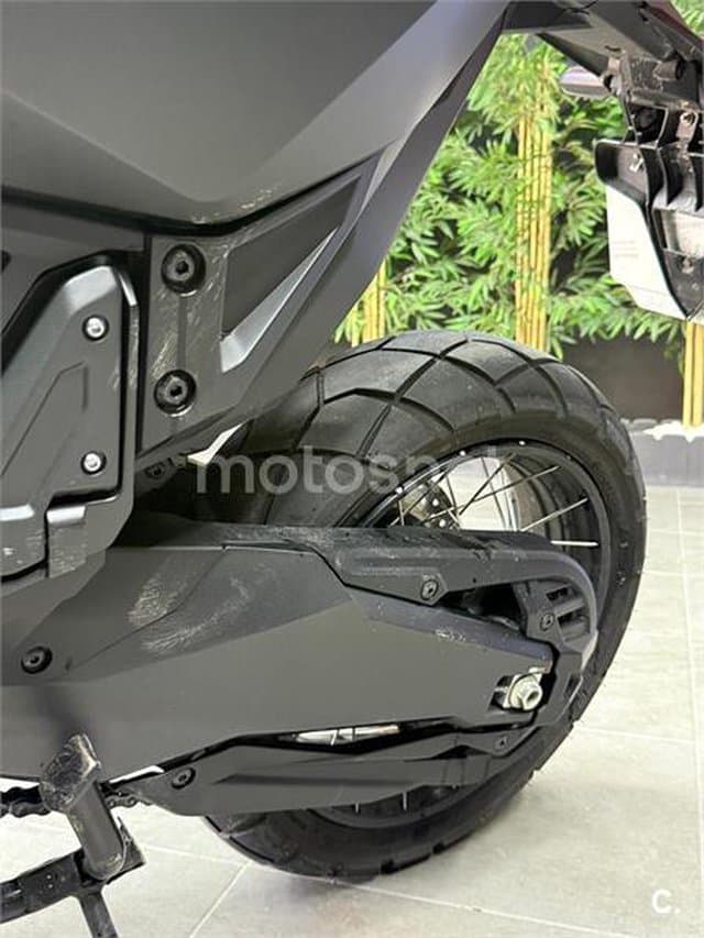 Honda X-ADV – Vista 13