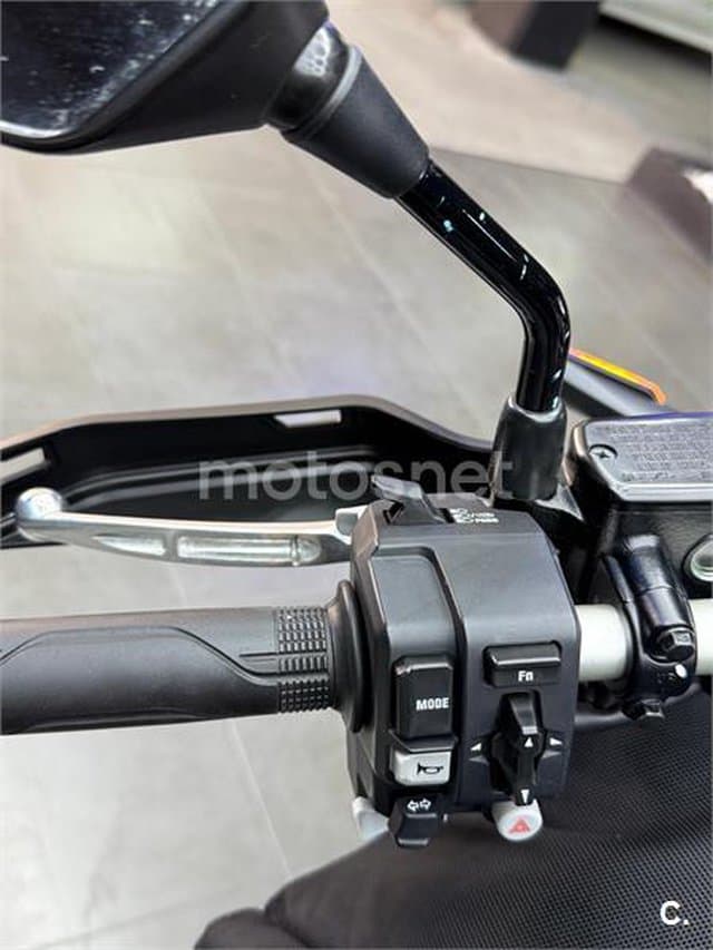 Honda X-ADV – Vista 14