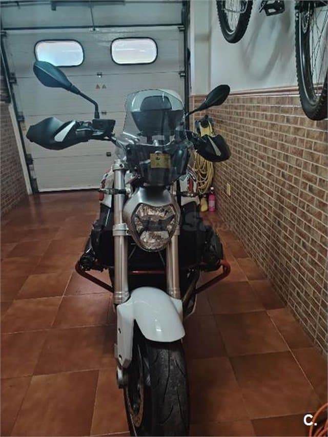 BMW R 1200 R – Vista 7