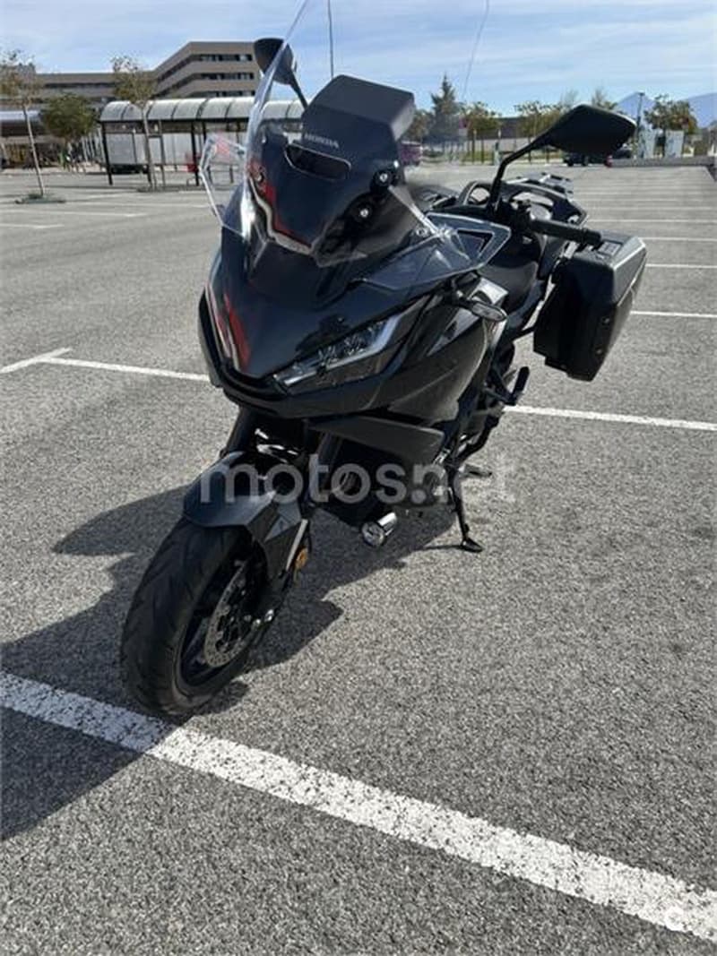 Honda NT1100 – Vista 11