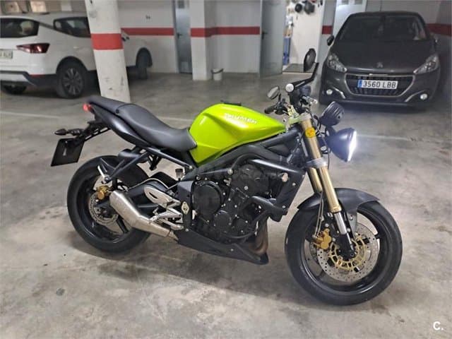 Triumph Street Triple – Vista 2
