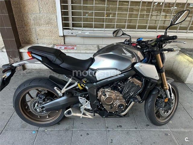 Honda CB 650 R – Vista 1