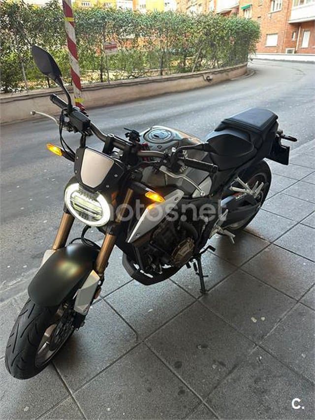 Honda CB 650 R – Vista 7