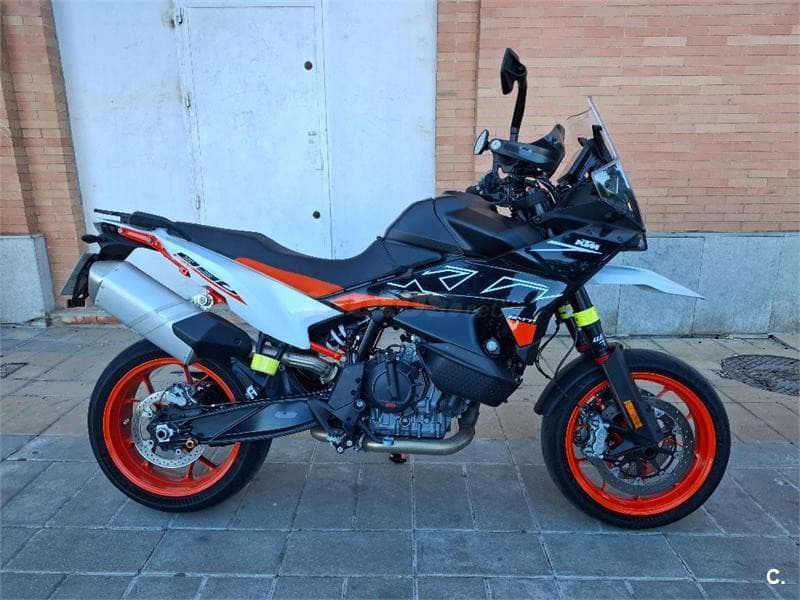 KTM 890 10.500 € 2023 Sevilla - 1