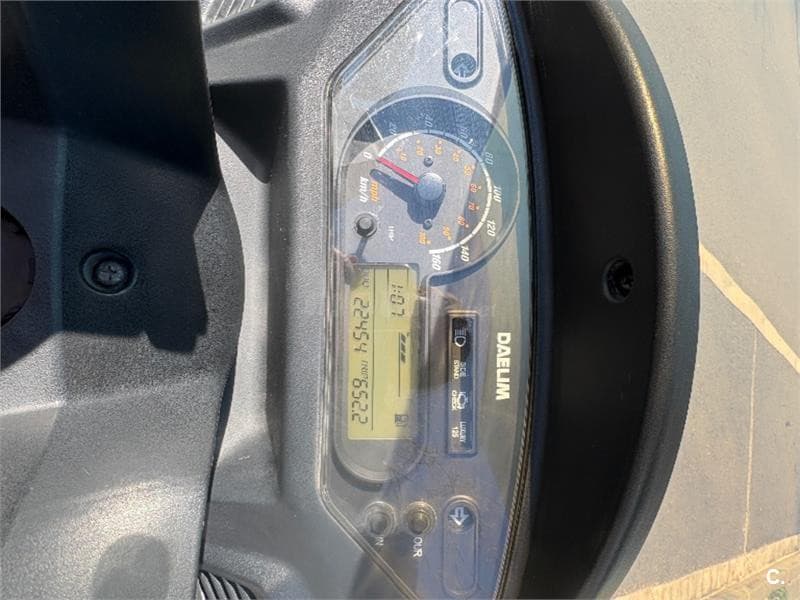 Daelim S2 125 FI 1000 € 2012 Tarragona - 5