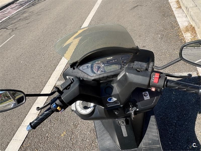 Daelim S2 125 FI 1000 € 2012 Tarragona - 6