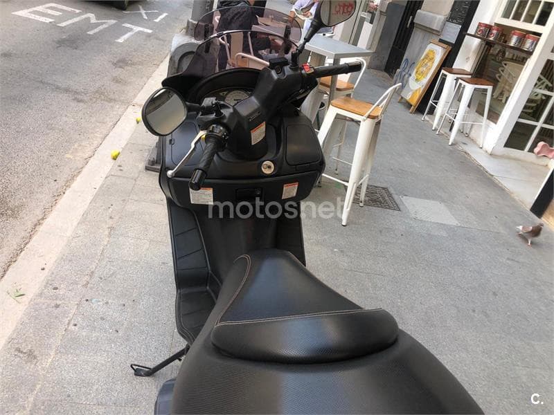 Suzuki BURGMAN 125 Executive 1925 € 2013 Valencia - 3