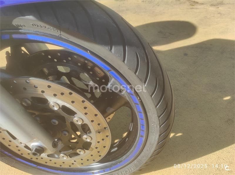 Yamaha FZS 600 Fazer 2200 € 2002 Sevilla - 10