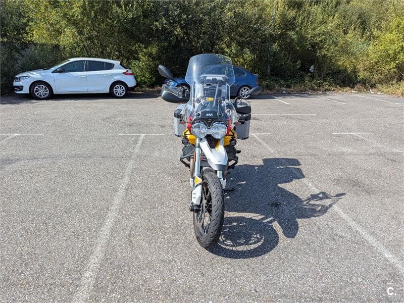 Moto Guzzi V 85 TT 7500 € 2020 Pontevedra - 4