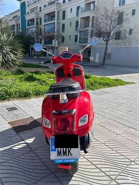 Vespa GTS 300 4900 € 2024 Málaga - 6