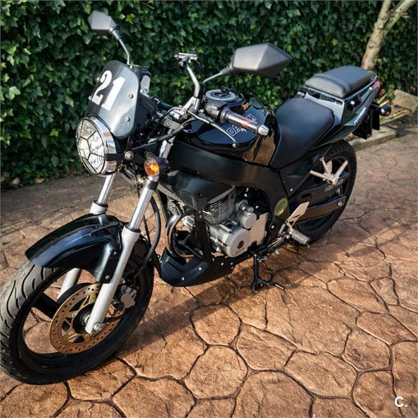 Daelim Roadwin 125R Fi 1100 € 2012 Madrid - 1