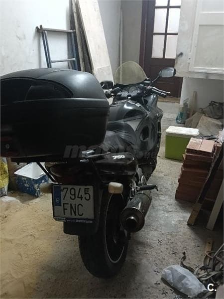 Suzuki GSX 750 F 1400 € 2007 Sevilla - 1