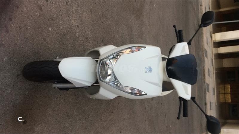 Peugeot KISBEE 50 900 € 2017 Cádiz - 1