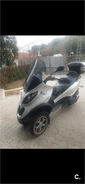 Piaggio MP3 4200 € 2017 Jaén - 1