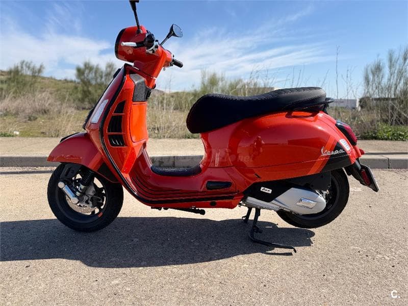 Vespa GTS 125 4800 € 2023 Badajoz - 3