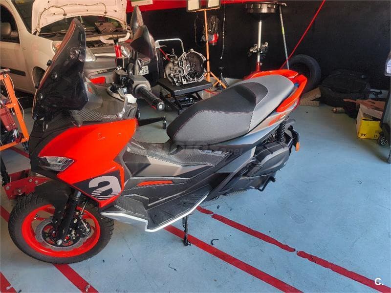 Aprilia SR GT 125 2800 € 2024 Madrid - 1