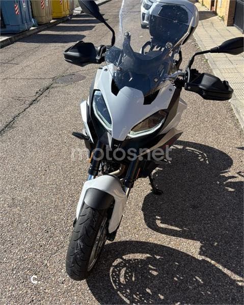 BMW F 900 XR 9900 € 2021 Madrid - 3