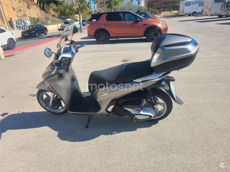 Honda SH 350i 3650 € 2021 Alicante - 3