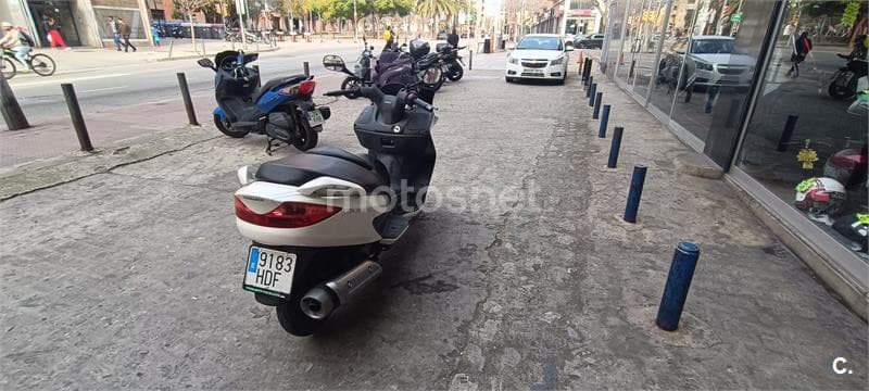 Suzuki BURGMAN 125 Executive 1899 € 2011 Barcelona - 7