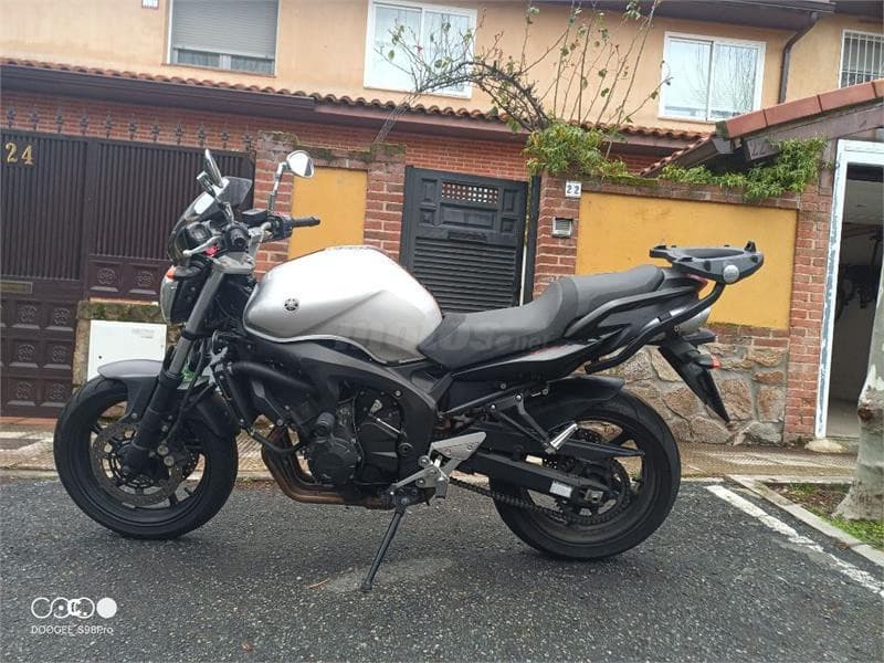 Yamaha FZ6 N S2 3000 € 2009 Madrid - 4