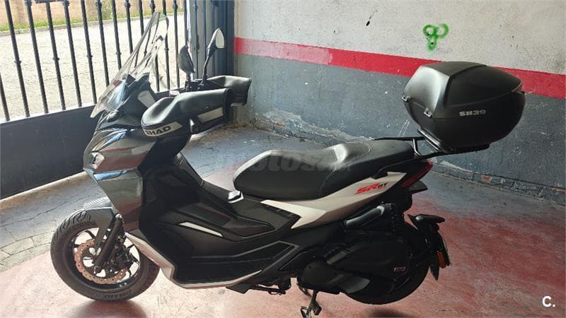 Aprilia SR GT 125 2000 € 2022 Madrid - 8
