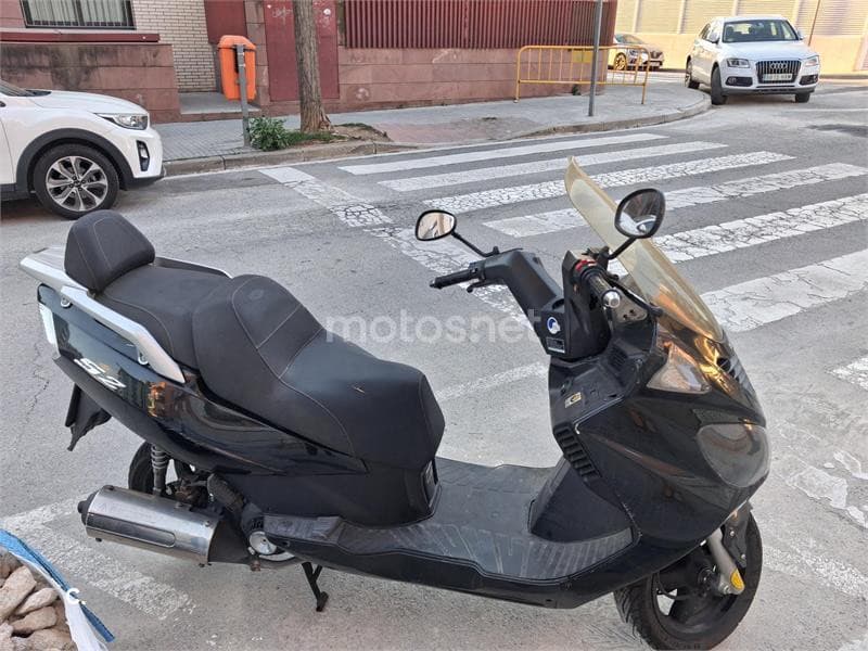 Daelim S2 125 FI 650 € 2016 Barcelona - 1