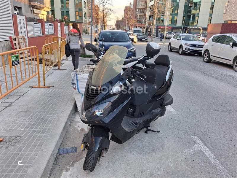 Daelim S2 125 FI 650 € 2016 Barcelona - 4